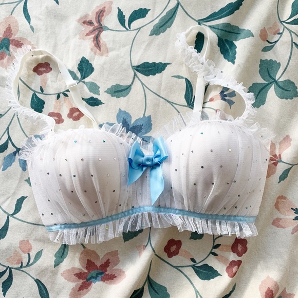 Frederick's of Hollywood Other - Fredericks of Hollywood Balconette Bra White Small